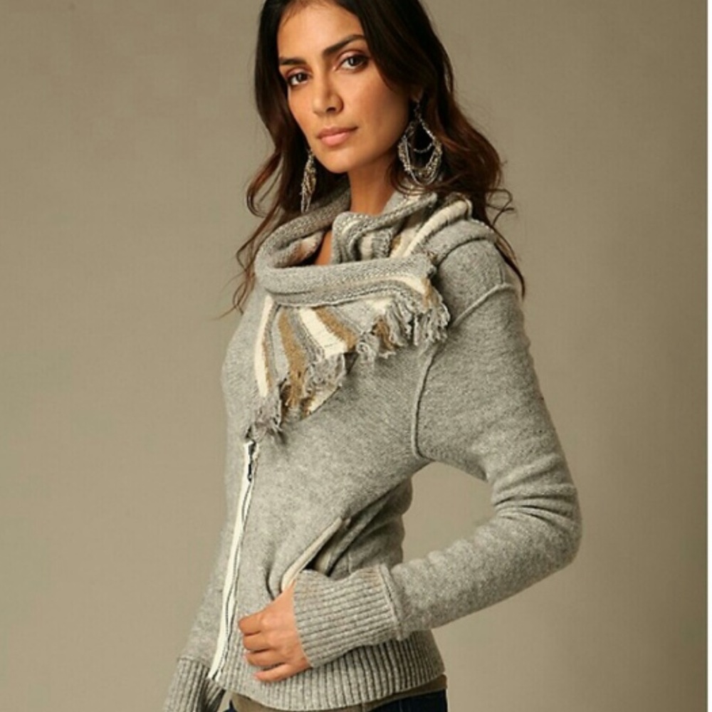 NWT FREE PEOPLE ZIP UP CABLE NECK CARDIGAN MED